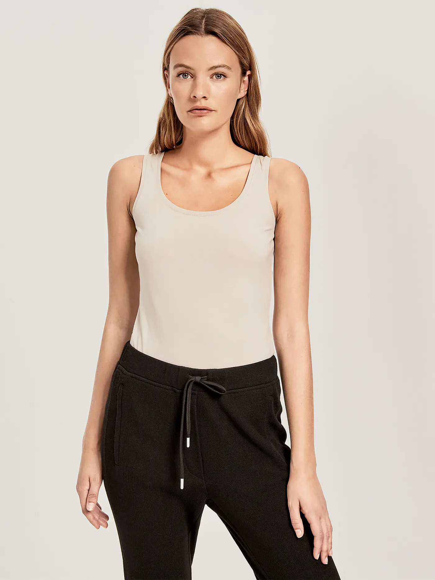OPUS | Top Daily E | beige